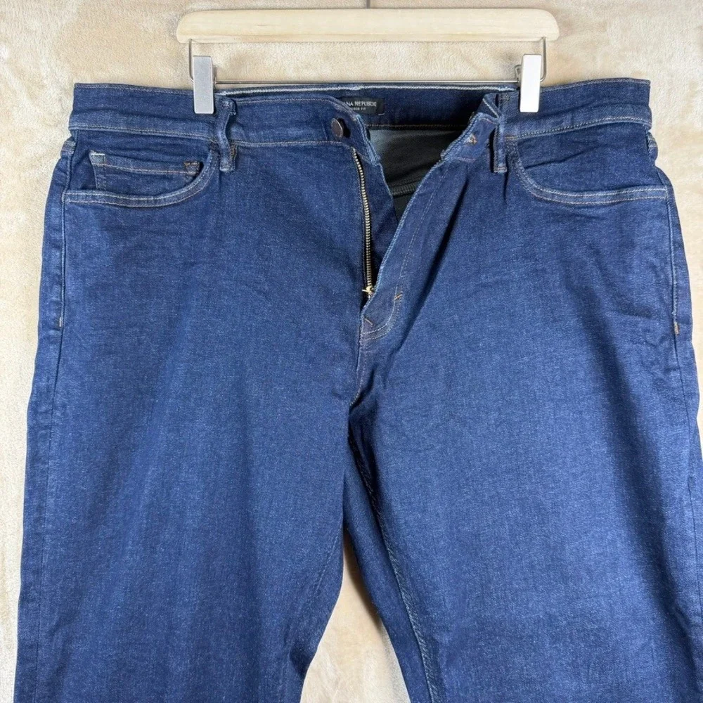 Banana Republic Tapered Fit Jeans Mens 42x34 Dark Wash Indigo Stretch Denim